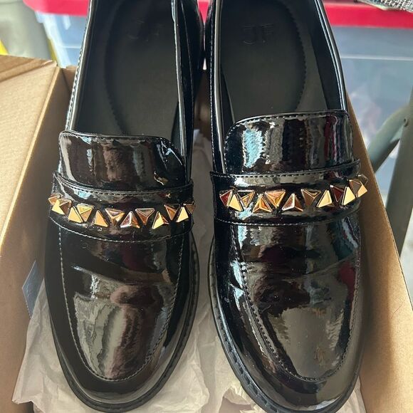Just Fab Black Patent Leather Loafers with Gold Detail - Picture 2 of 13